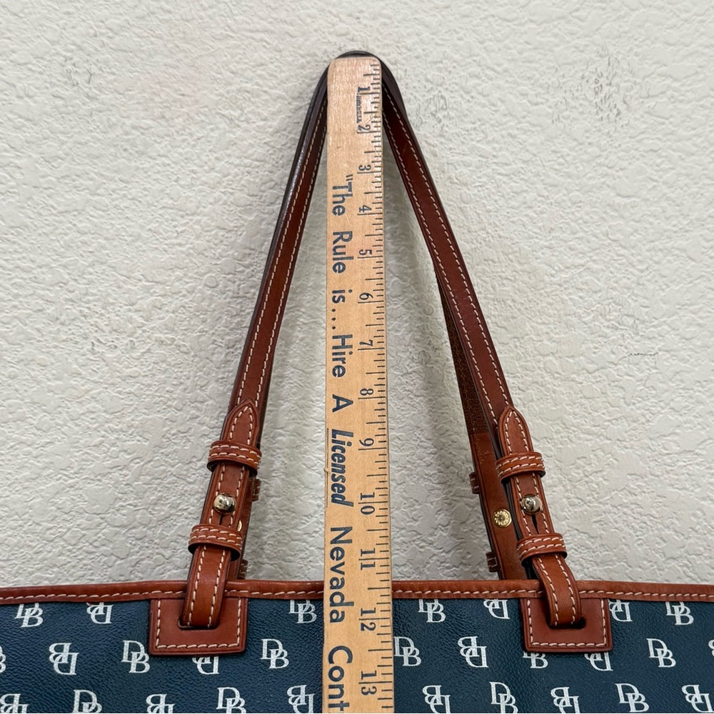 Dooney & Bourke Gretta Leisure Signature Monogram Navy Coated Canvas Large Tote - Picture 10 of 16